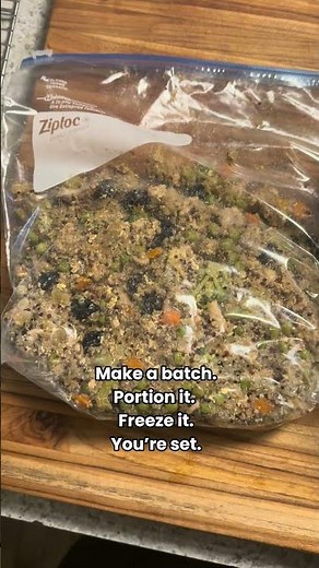 This dog food hack saves me hours every month #homemadedogfood #petcare #timesaver