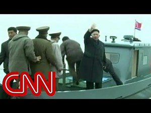 Kim Jong Un gets strange military welcome