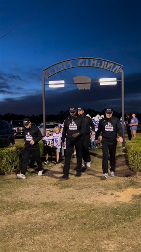 Flag Teams taking part in The Knight Walk 🏰⚔️🏈💙 #FutureKnights⚔️ #TheCastle🏰 | Windsor Academy Football