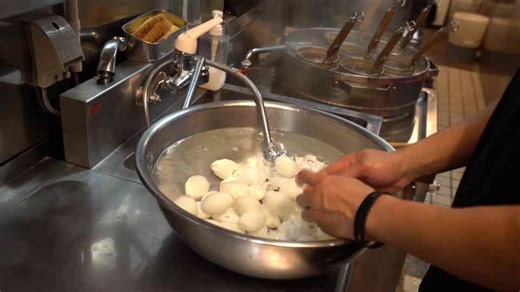 Ramen Chef's 80-Hour Weeks: A Taste of Ramen Life!