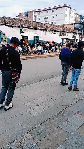 Talento Colombiano: Mimo Cheo Comedy y Humor Divertido