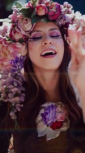 I just want to say thank you SO MUCH for the warm reaction I received on my last post. You're all the bestest ever and I don't know what I did to deserve your kindness and understanding 🤟💖 @CloverTheFairy and I are spreading our wings today to begin our travels to Colorado for the @unicornfestco 🦄 and the @coloradorenaissancefestival 🎪 See you soon, beautiful mountains 😍🏞 🎥 @chrisgoodenvisuals 🧚‍♀️💐 @primrosethefairy 🫧 🫧 🫧 #primrosethefairy #bubblefairy #twigthefairy #unicornfestival