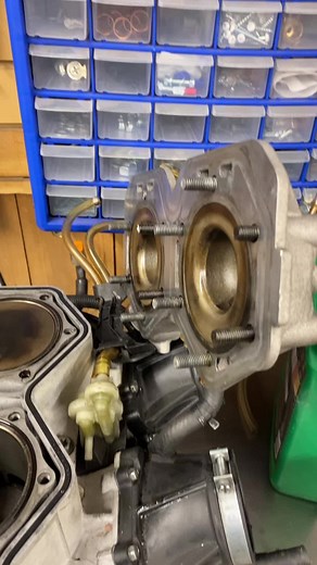 Motorcycle Scam Revelation: No O Ring on Fresh Top End