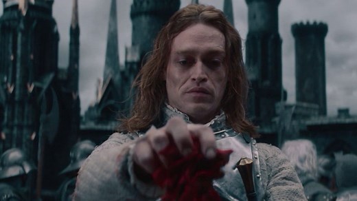 "Dracula" : Luc Besson de retour au cinéma avec sa version du célèbre vampire