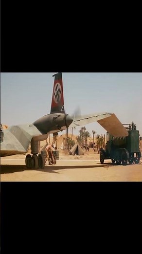 Pelea Bajo las Hélices: Indiana Jones En busca del arca perdida (1981)