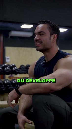 180 kg au DÉVELOPPÉ COUCHÉ avec haltères (+90 kg chacun) - INCROYABLE !🔥