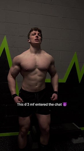 Shizzy's Natty Physique: 6'3 Bodybuilder Enters the Chat