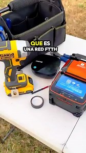 Que es una red FTTH ? 💥✅️ #gponolt #fibradevidro #FTTHSolutions #fiberoptics #nodo #redwan #ComunicacionesEmpresariales #cablefibraoptica #fiberoptictechnology #fiberhomebrasil #splitter #FTTH_Wifi #FibraOpticaHogar #GPONOLT #telecommunications #redesftth #fiberoptic #FTTH #fibraoptica #fiberopticsolutions #InternetFibraÓptica #centrodedatos #telecomunicaciónes #OpticalFiberCable #GBIC #telecomunicacionescolombia #FiberOptic | Aprendiendo de fibra óptica