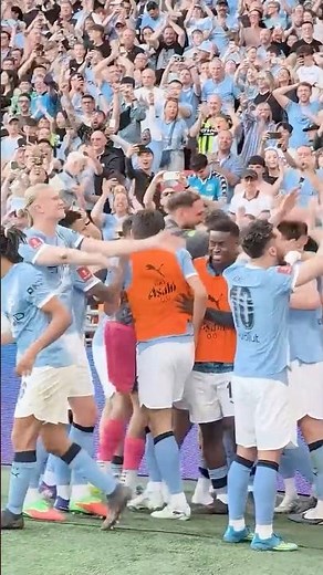 Just wait for Abdukodir Khusanov getting involved in the celebrations for Nico González's goal 😅