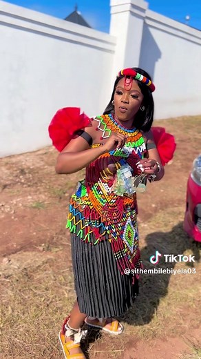 Zulu Girls Traditional Dance | Izintombi Zembe | Amazulu Queen