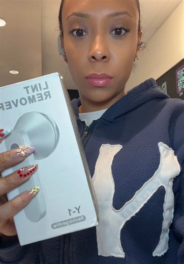 Effortlessly Remove Lint with This Gadget