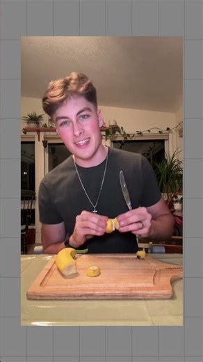 My Goli routine is in bio! Two of each is my daily secret ✨