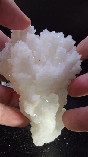 Is This Real... or AI? 🤔 Cave Aragonite – Potosí Mine, Santa Eulalia, Chihuahua, Mexico