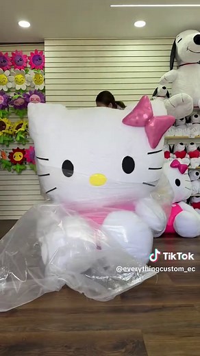 Giant Hello Kitty Plushies Combo!