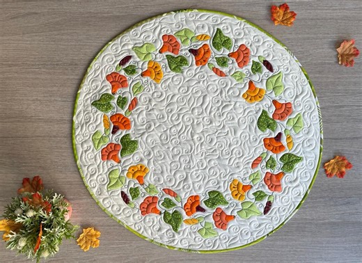 Round Quilted Table Topper With Morning Glory Appliqué – Handmade Satin Centerpiece, Diameter 30" - Etsy