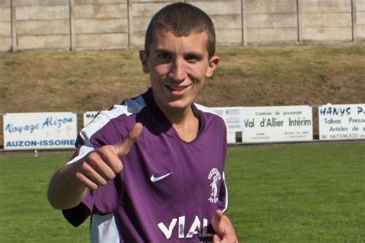 "Au revoir Max" : après la mort de Maxime Pillitieri dans l'accident d'hélitreuillage, son ancien club de foot lui rend hommage