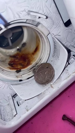 How to Clean Your Washing Machine Filter Easily