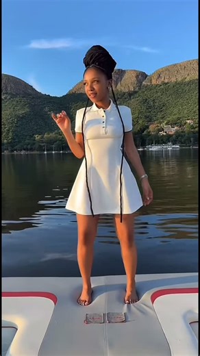 MotionGrooveMzansi on Instagram: "Cry just a little 🔥🔥📹 zazi.kunene #dance #dancechallenge #cryjustalittle"