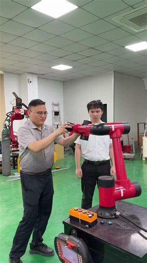 Collaborative robot #welding robot #spraying robot #industrial #robotic welder #collaborative