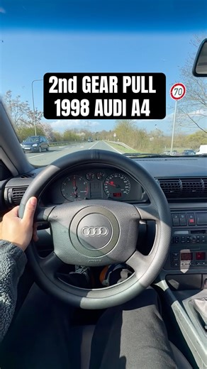 1998 AUDI A4 1.6 (101 PS) 2nd GEAR PULL 😂#catchingcars #shortvideos #audia4b5 #2ndgearpull #audia4