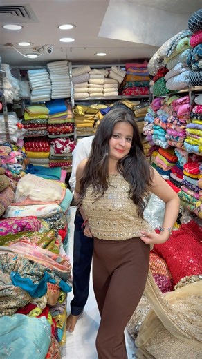 Chandni Chowk Fabric Market 😳 Sabse Sasta Designer Kapda | Delhi Fabric Store