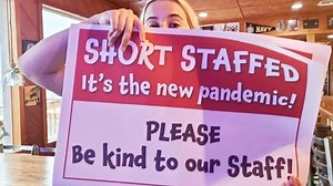 6.3K views · 84 reactions | As yelling, fighting, and downright bad behaviour plague short-staffed restaurants, many are pleading with the public to ‘be kind,’ in signs throughout their restaurants. The rise in rude and sometimes dangerous behaviour is being blamed on frustration over mask and vaccine mandates, and slower service as restaurant staff quit in droves. | Inside Edition | Facebook