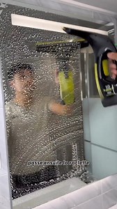 Voici ce que je te recommande pour nettoyer le miroir de ta salle de bain avec un résultat sans traces 😀 #cleaning #clean #cleaningmotivation #cleanwithmeVoici ce que je te recommande pour nettoyer le miroir de ta salle de bain avec un résultat sans traces 😀 #cleaning #clean #cleaningmotivation #cleanwithme | Clean Tidyorganized