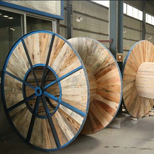 [Hot Item] Industrial Affordable Wooden Spool Large Empty Spool Wooden Cable Drums