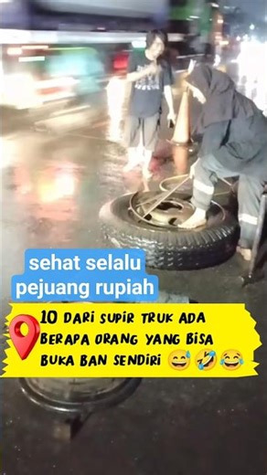 Hebat pejuang rupiah ganti ban truk