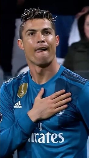 Flying CR7 in different time zones #1million #manchesterunited