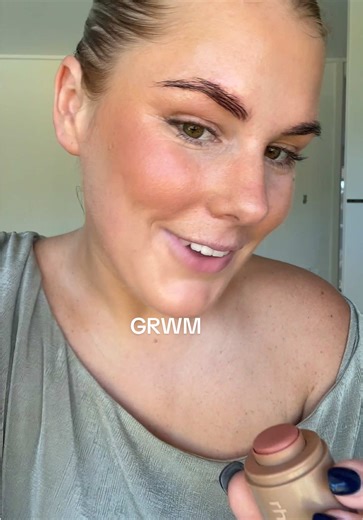 Quick and Easy GRWM Makeup Tutorial in Under 10 Minutes