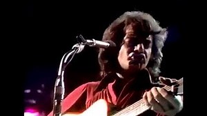 Neil Diamond Talks About "Holly Holy" Then Plays It (Live 1971) Chords - ChordU