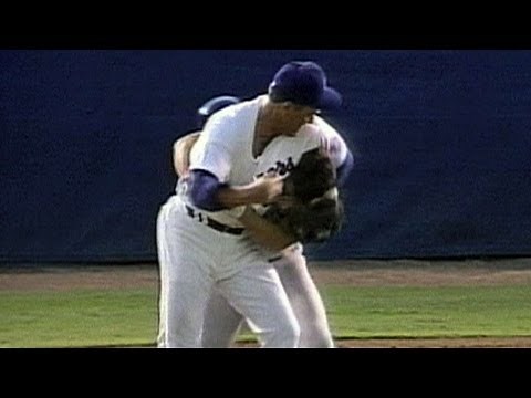 Robin Ventura, Nolan Ryan duke it out