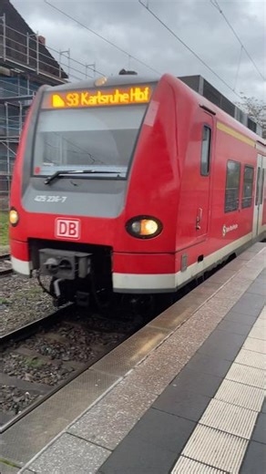 DB Class 425 operating S33 to Karlsruhe Hbf arriving at Germersheim 🇩🇪