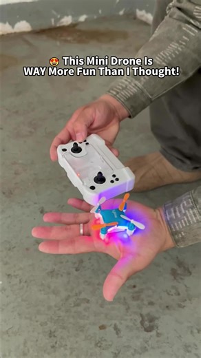 Mini drone, make your flying dreams come true! 💫 #TinyFlyingMachine#DroneShot#TechToysForKids#DronePhotography#MiniDroneExperiences