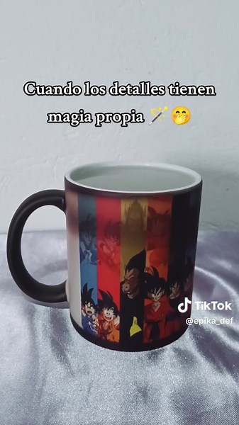 ✨ ¡Mira cómo este mug cobra vida con un toque de magia! 🎩☕ Personalizado con mucho amor para sorprender en grande 💖 ¿Ya tienes el tuyo? 😍 #mug #mugmagico #detalles #emprendimiento #dragonball #dragonballz #goku #paratii #dragonballsuper #fypシ゚ #detallespersonalizados
