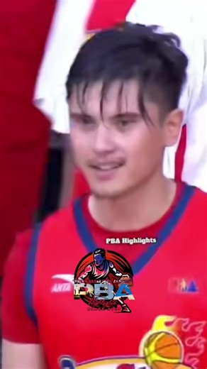 June Mar Fajardo AKA The Kraken lang sakalam. Buzzer Beater ngani #jmf #junemarfajardo #sanmiguelbeermen #pba #pbahighlights