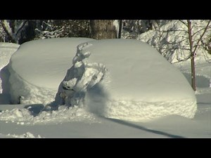 Massive snowstorm swamps Duluth, Minnesota