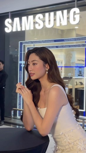 Luong Thuy Linh x SamSung #LuongThuyLinh #Missworldvietmam #Missworld | Lương Thùy Linh