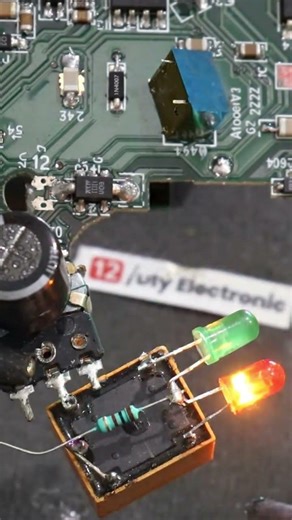 How to Make 12V Auto Cut Off Smart Battery Charger 🔋⚡#electronics #diy #battery #circuit #innovation