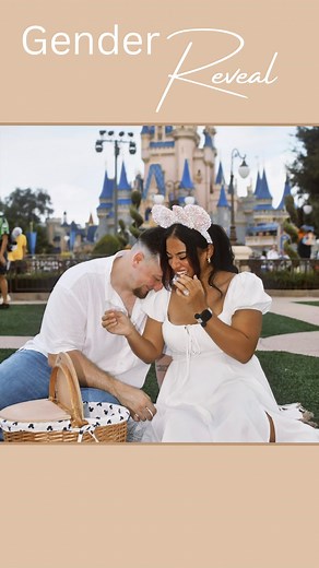 🤎 Chelsie 🤎 | Are you ready? It’s a….. • • Okay besties now that we all know the gender any more guesses on Baby E’s name? | Instagram