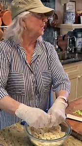 4.3M views · 22K reactions | Y'all, I promised you some short videos sharin' some recipes with ingredients you'll likely already have at home, and this first one is for a delicious Georgia Cracker Salad! Of course, I'd love to get some ideas from you! What would you like to see me cookin'? And in case you don't want to write down the recipe as I go, you can get it here, too: https://www.pauladeen.com/recipe/georgia-cracker-salad/ | Paula Deen | Facebook