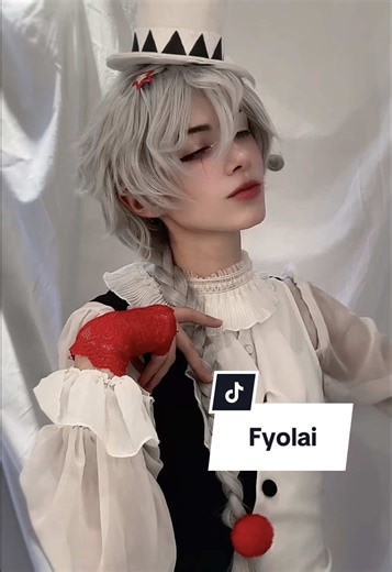 Fluffy Fyolai ✦ Fyodor liking white hair canon Characters : Nikolai Gogol & Fyodor Dostoevsky #bsd #fyodordostoevsky #nikolaigogol #cosplay #fyolai