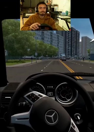 The way he jumped up 💀 @Zeuz #gamer #gaming #gamingmemes #funnygamermoments #gamelancer #gamingmoments #citycardriving