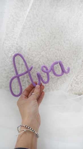 Markets are always an adventure, and I love chatting with people while I create. But I also hear the same questions over and over! Here are some of the most common ones: ❓”Is that crochet?” Nope! It’s called French knitting. The yarn is knitted into a soft tube, then shaped by hand over a wire. ❓Are you French?’ Oui! People notice straight away because of my accent. And yes, I still struggle with some Aussie slang! ❓ ‘Did you make all of that?!’ (while pointing at my stall) Yes, every single pie