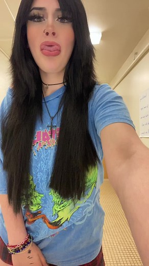 cassidy e (@codeinecassidy2.0)’s videos with semi charmed life isnt older brother core - d