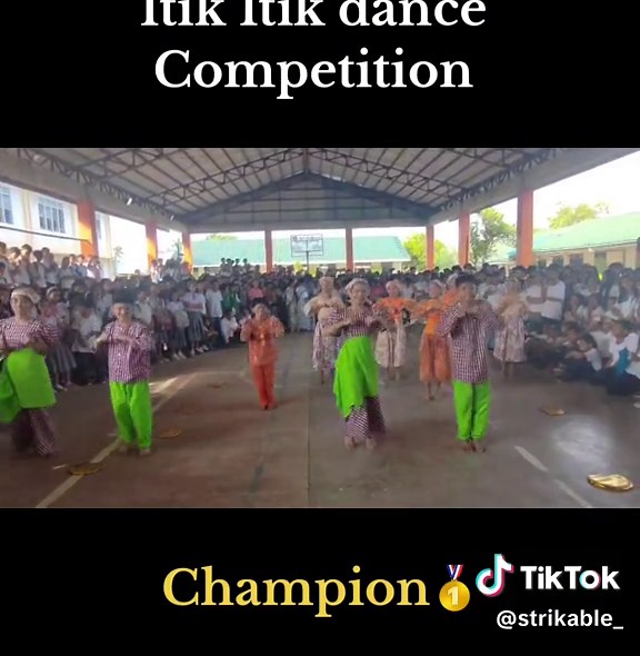 Itik itik dance competition|Champion🥇#like #fyp @Fiella_Liessa_Eusebio_Aman @it'zmeJaNa @mochiique @floWerRy @Thxrxck.Yohan