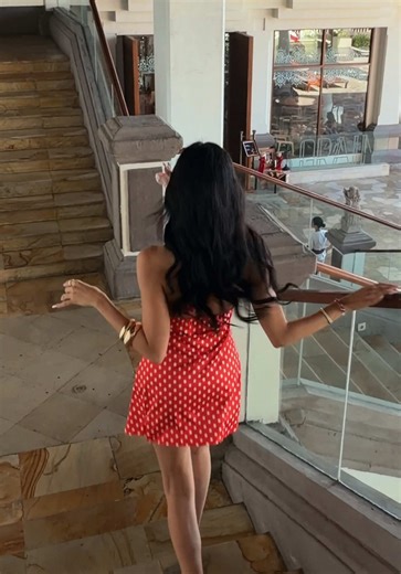 HÔTEL TOUR À BALI 🌺🦥🍒 | Bali