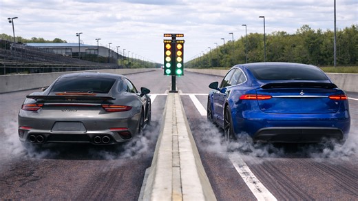 Tesla Model X Plaid vs Porsche 992 Turbo S drag race