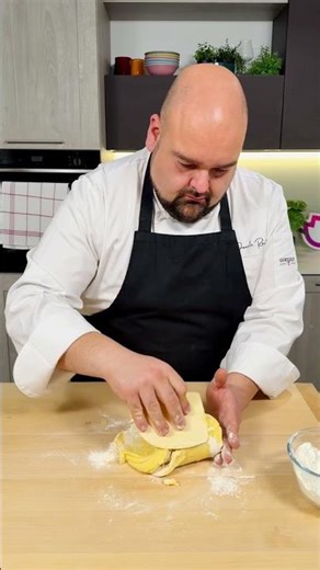 GNOCCHETTI con SALSICCIA, CAPRINO e RADICCHIO✨ #Shorts